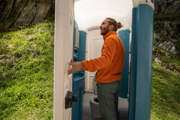 Best Porta potty delivery and setup  in Bedminster, NJ